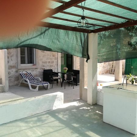 Kastelanic Apartman Brbinj ภายนอก รูปภาพ