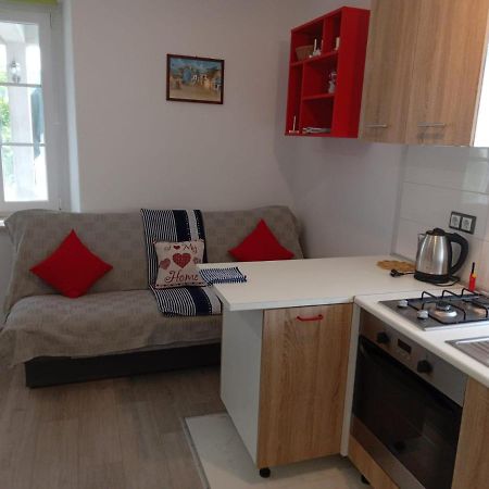 Kastelanic Apartman Brbinj ภายนอก รูปภาพ