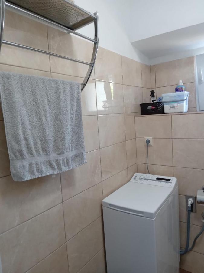 Kastelanic Apartman Brbinj ภายนอก รูปภาพ