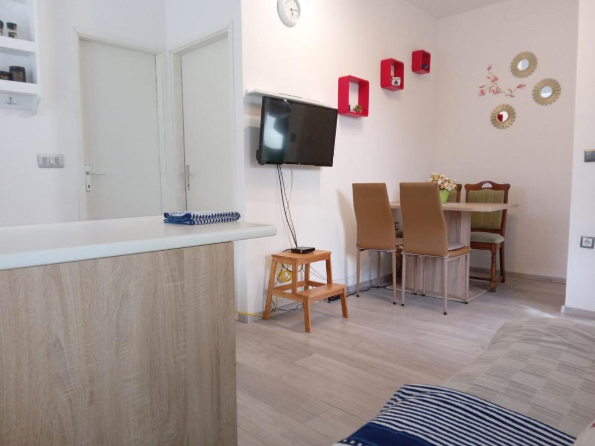 Kastelanic Apartman Brbinj ภายนอก รูปภาพ